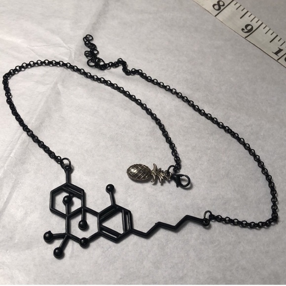 THC Molecule Necklace - Picture 2 of 3